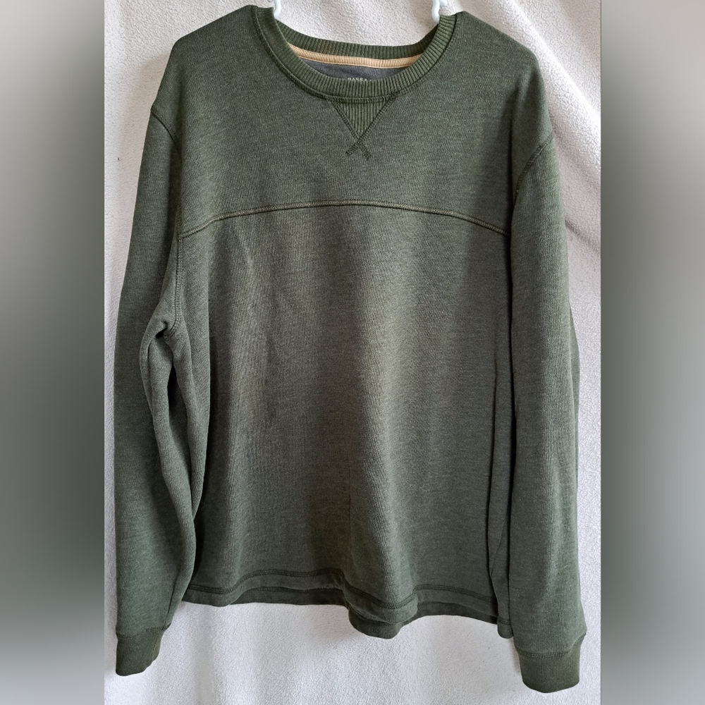 Men's G. H. Bass & Co Long Sleeve Pull Over Green Sweater